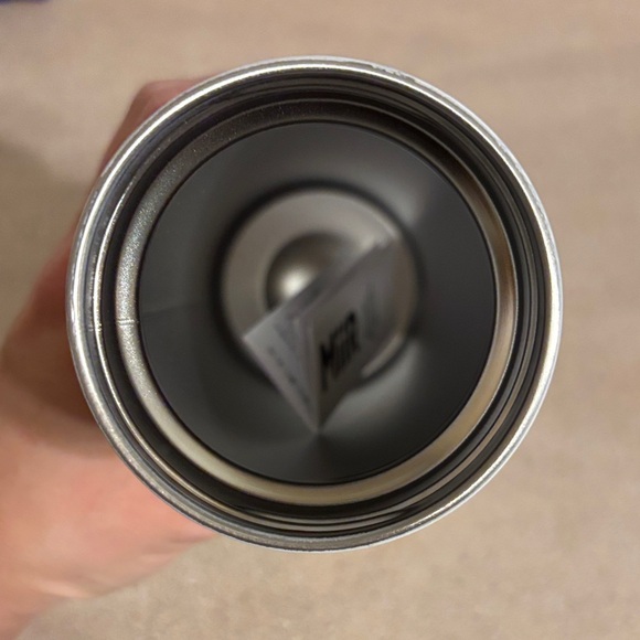 Roller Rabbit + Starbucks - Picture 3 of 3